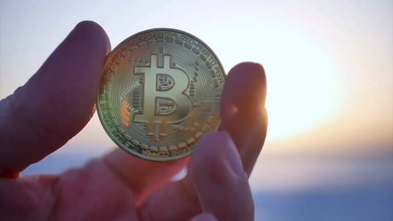 Bitcoin Surges past the $20,000 mark towards its new ATH price